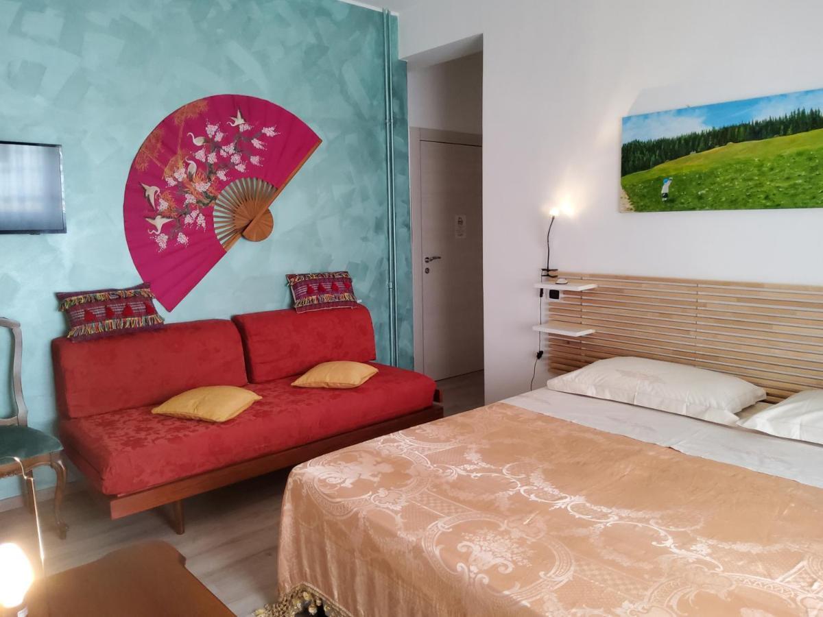 Annadia Sweet Home B&B Ostia Buitenkant foto