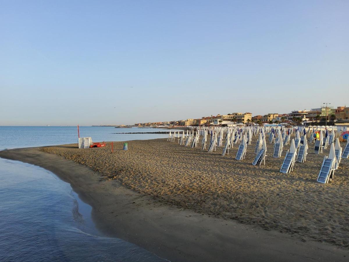 Annadia Sweet Home B&B Ostia Buitenkant foto
