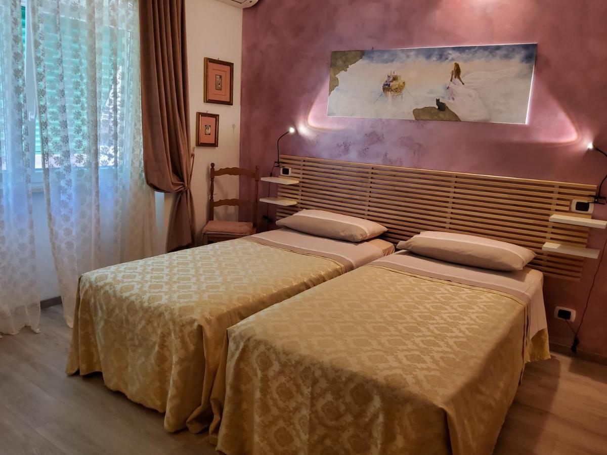 Annadia Sweet Home B&B Ostia Buitenkant foto