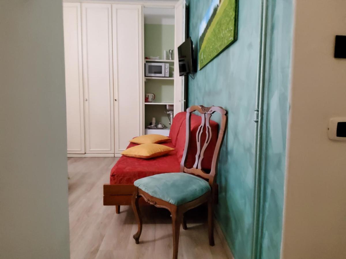 Annadia Sweet Home B&B Ostia Buitenkant foto