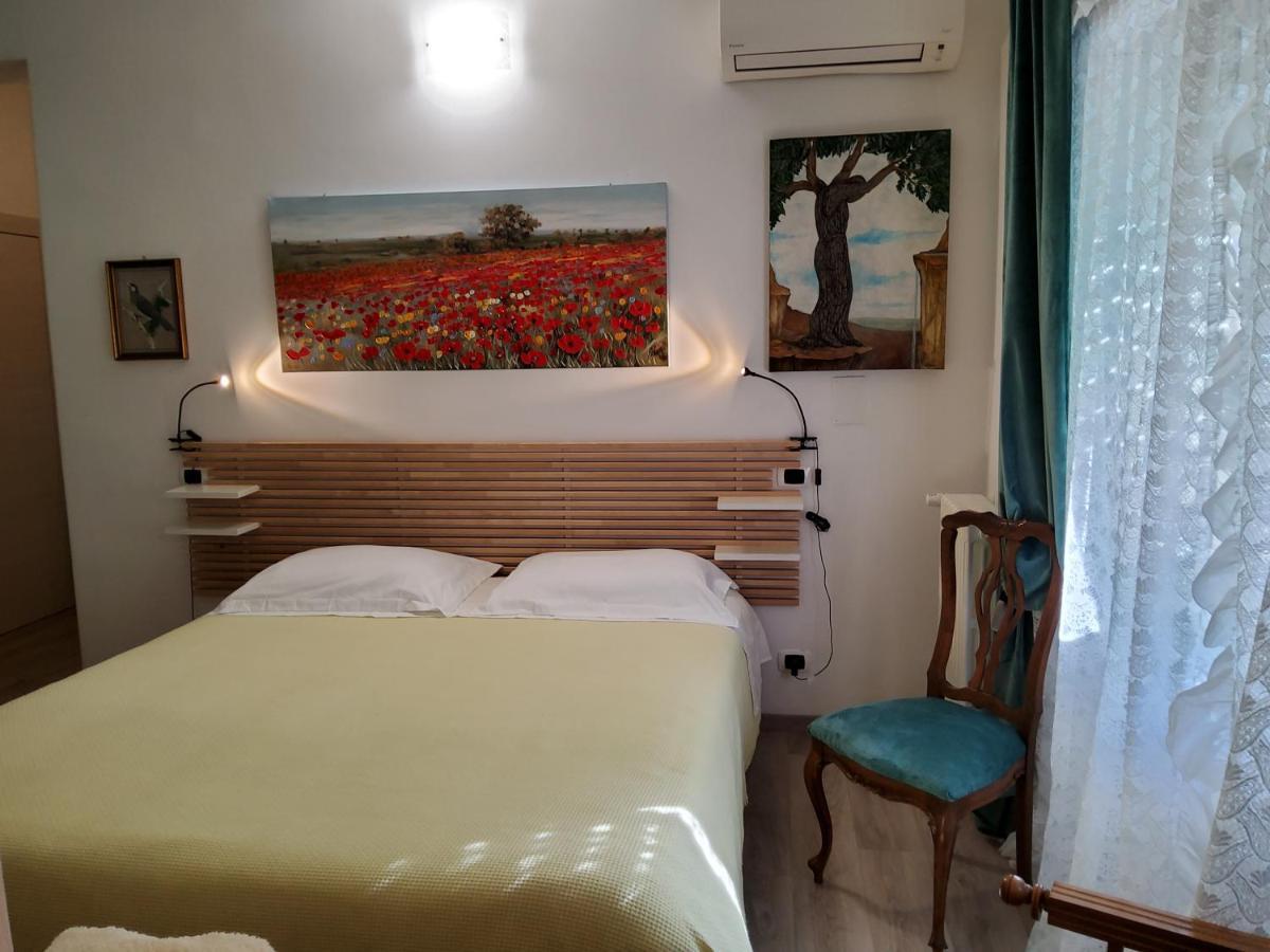 Annadia Sweet Home B&B Ostia Buitenkant foto